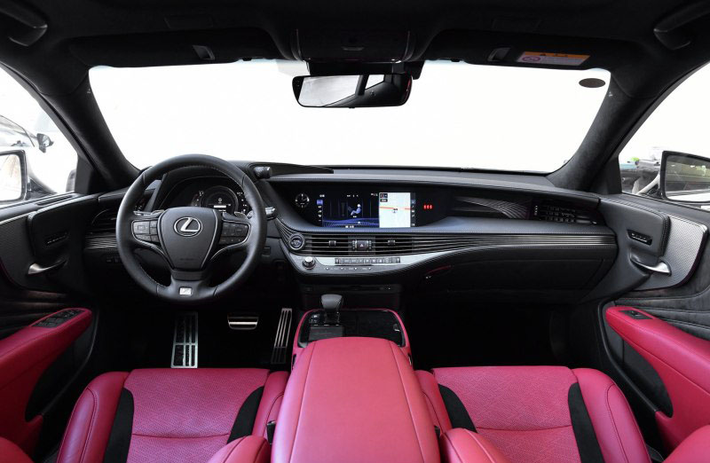 30岁小有成就的男人适合开的5款车,最适合男人开的十款车