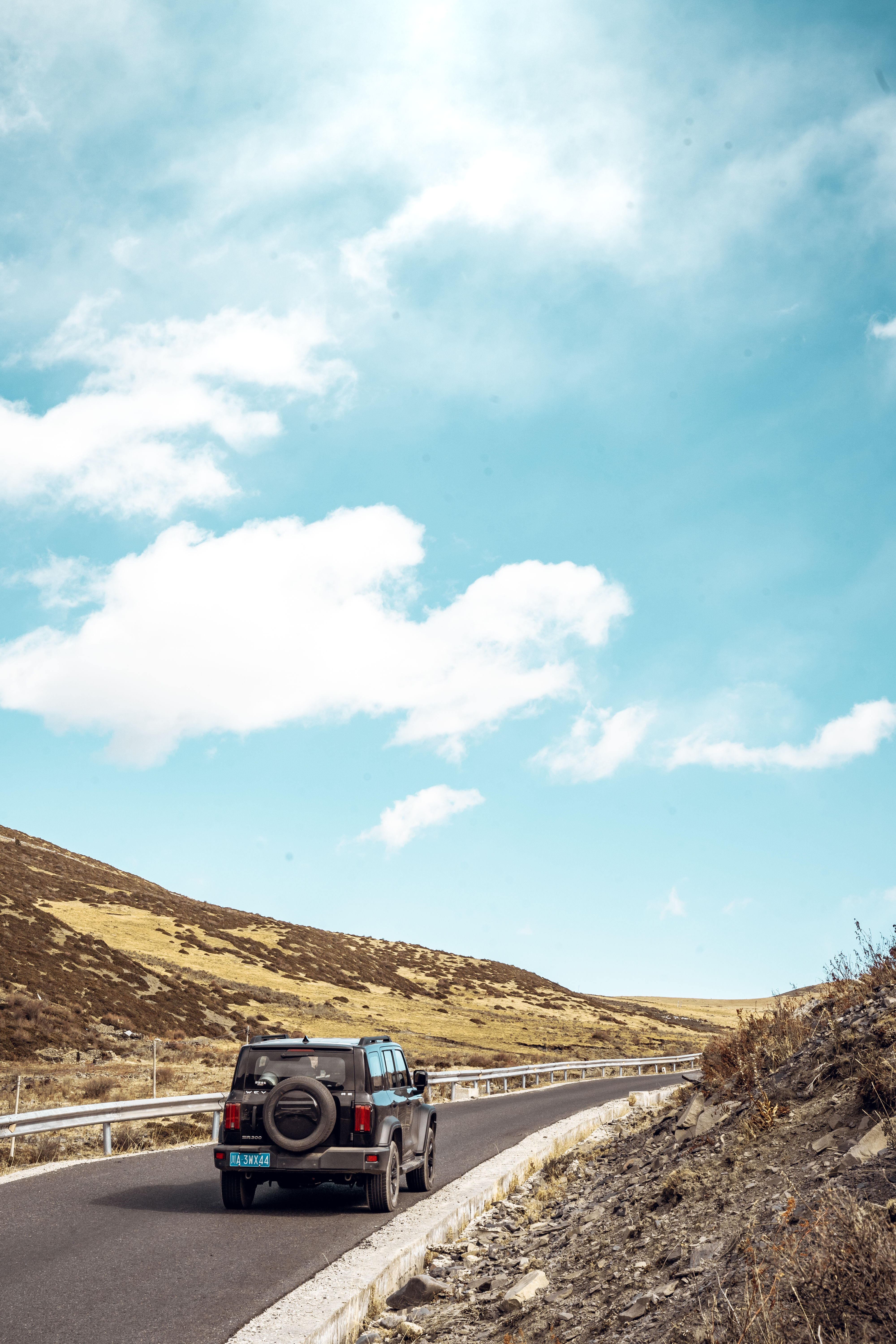 坦克300西藏自驾感受,坦克300川西