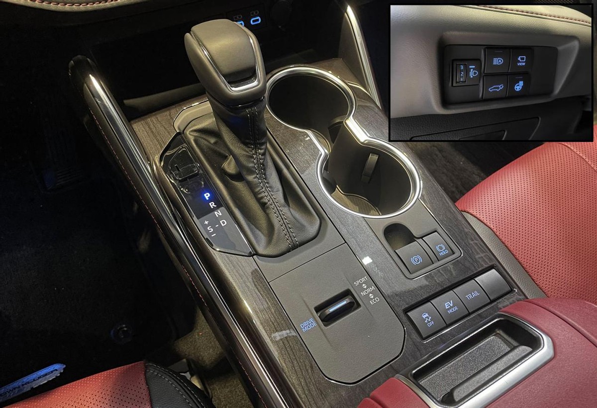 丰田皇冠陆放比汉兰达高级,皇冠陆放和全新汉兰达驾驶感受