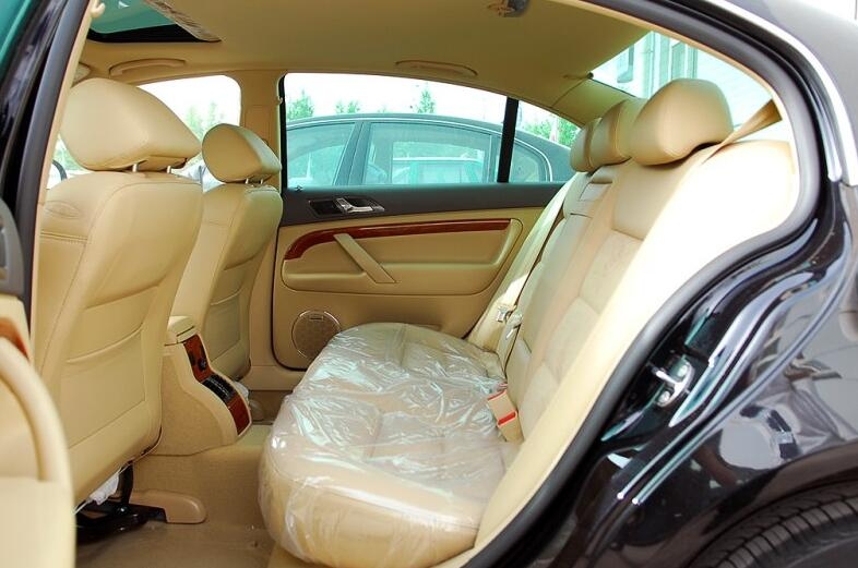 成都11年帕萨特领驭值得购买吗,帕萨特领驭报废能卖多少钱