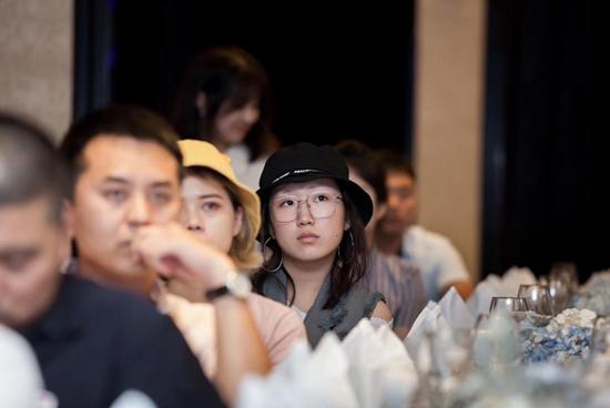 怡口净水黑钻前置,怡口黑钻中央净水机