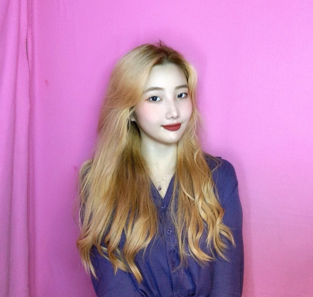 浅色系长发型,浅色系发色不漂长发怎么办