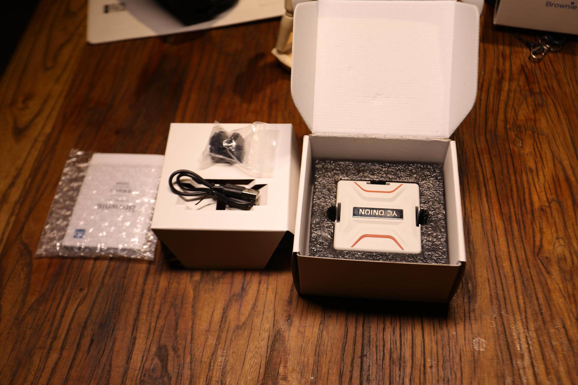 洋葱布朗尼补光灯 (洋葱工厂布朗尼摄影灯套装)