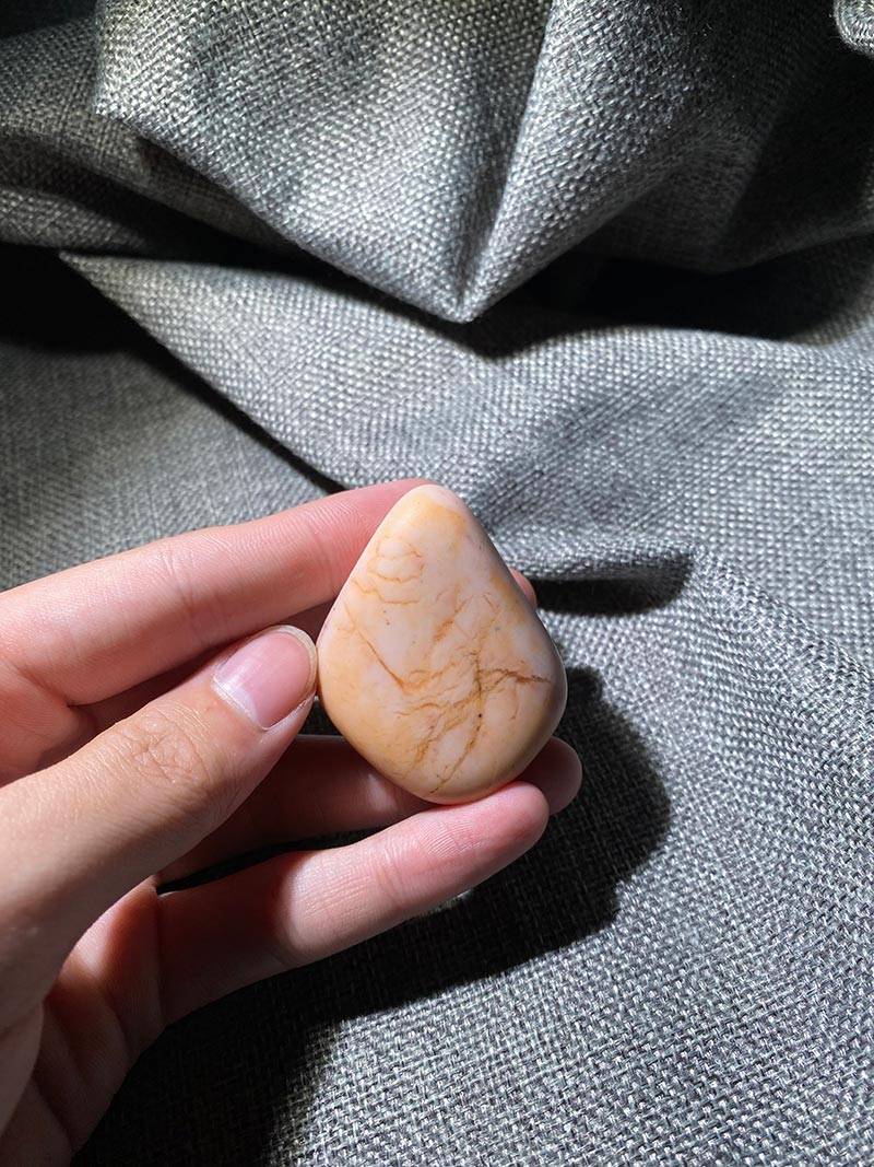 十块钱买了个和田玉石,十块钱买和田玉