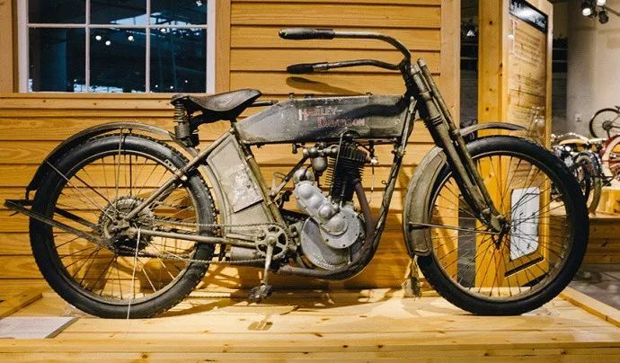 国外意大利摩托车博物馆,古典摩托车博物馆