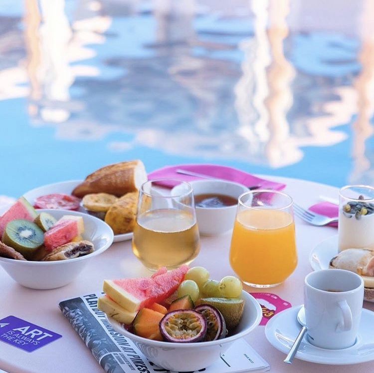 世界唯一8星级宾馆,最梦幻浪漫野奢酒店