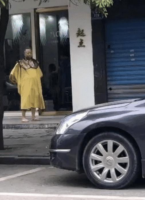 健身半年越练越重怎么回事,健身如何避免脖子粗