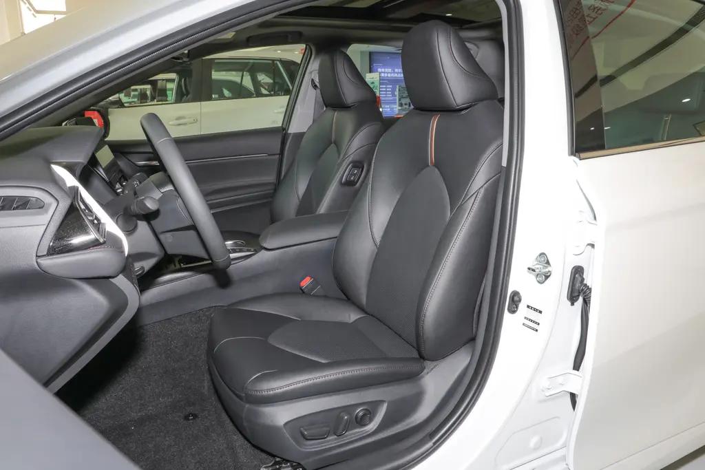 丰田凯美瑞2.5自吸油耗实测多少,12年丰田凯美瑞2.5g豪华二手油耗