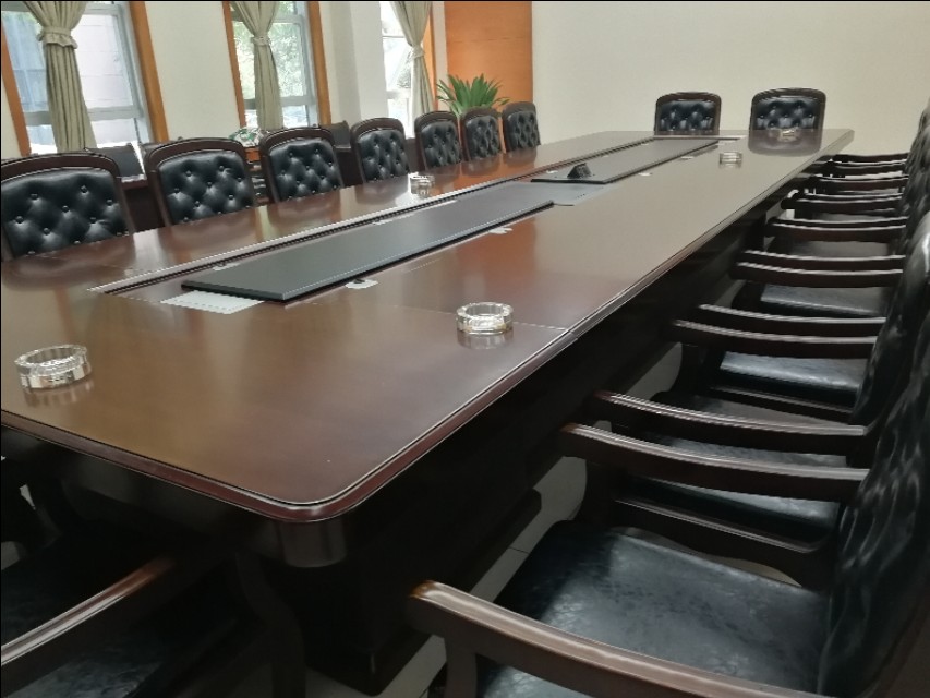 皮椅翻新换面,皮椅修复翻新