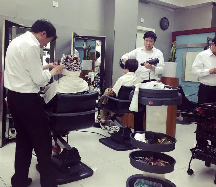 涓婃捣鐖峰彅鐓х墖,涓婃捣鐖峰彅棣勯エ