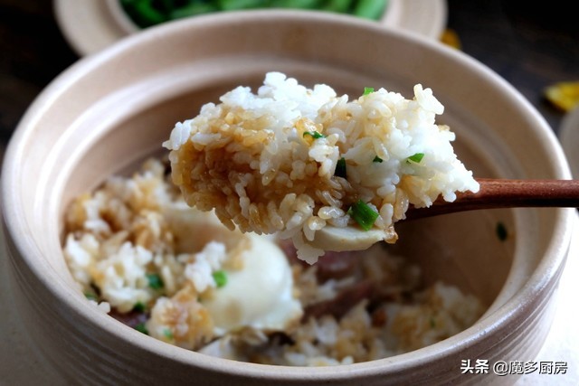 煲仔饭为什么比平常饭店好吃,在家最简单煲仔饭制作方法