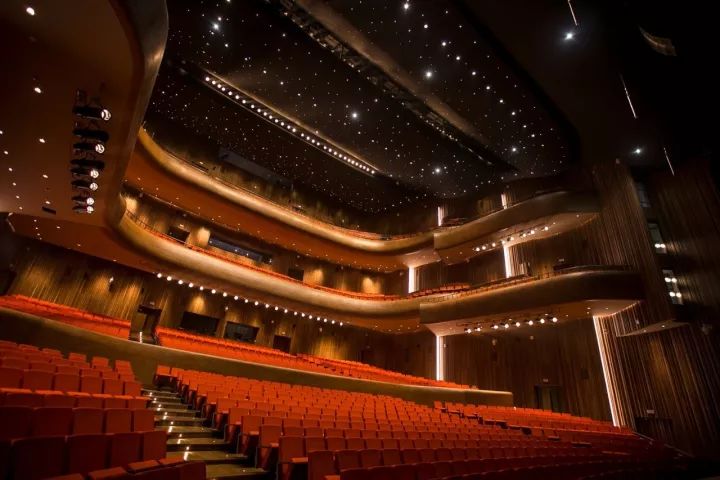 城南夜生活怎么样,城南夜晚生活视频