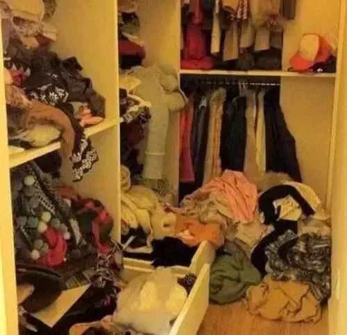 魔术衣架1个顶8个可重复使用,多功能魔术衣架轻松收纳家庭必备