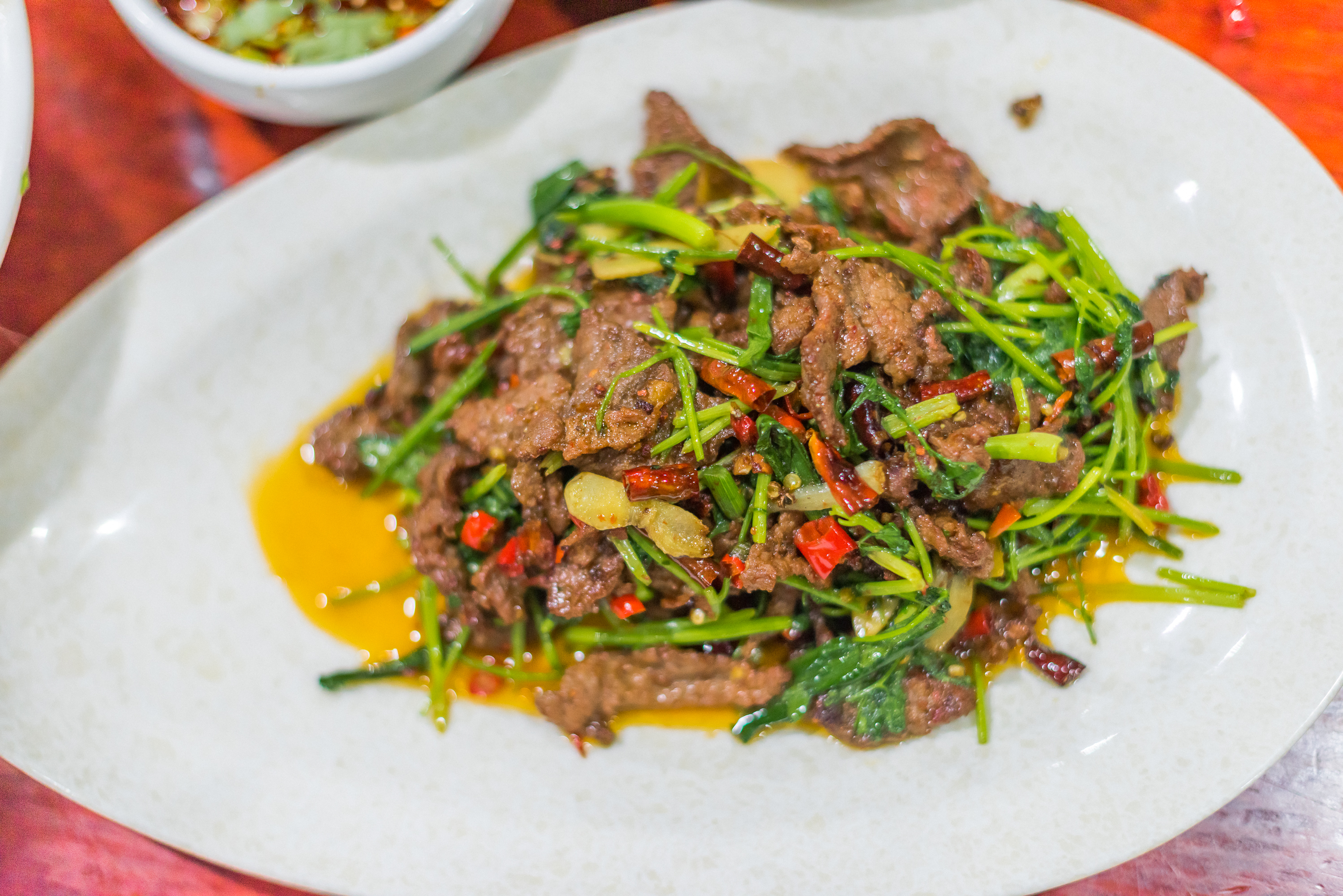 弥勒特色美食推荐,弥勒附近美食8-10人套餐