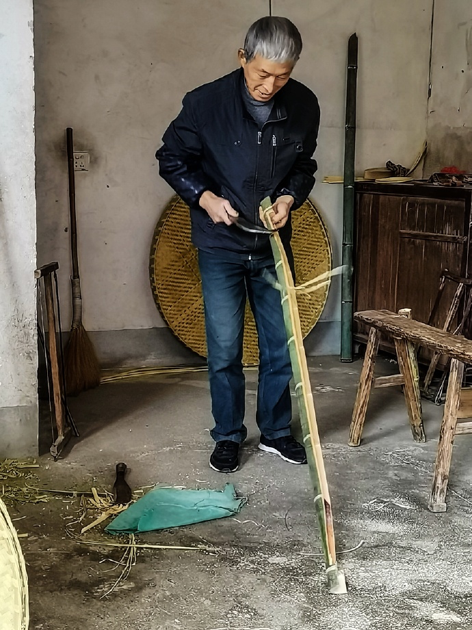 大山深处的古村,大山深处石潭古村