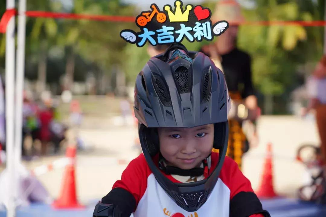 萌趣|来自全国650个萌娃在石梅湾艾美上演沙滩平衡车狂欢