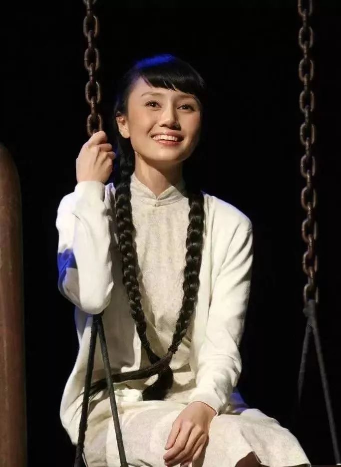 中国机长袁泉年轻时有多漂亮,中国机长袁泉在拍摄中的领悟