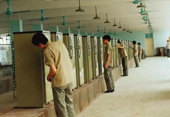 *镕基朱**“网开一面”，华日“起死回生”