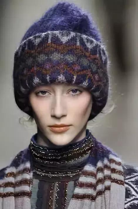 秋冬也不忘凹造型 (冬季凹造型必备)