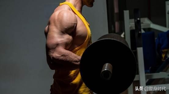 想把手臂练粗一点该做什么锻炼,想把手臂练大怎么办