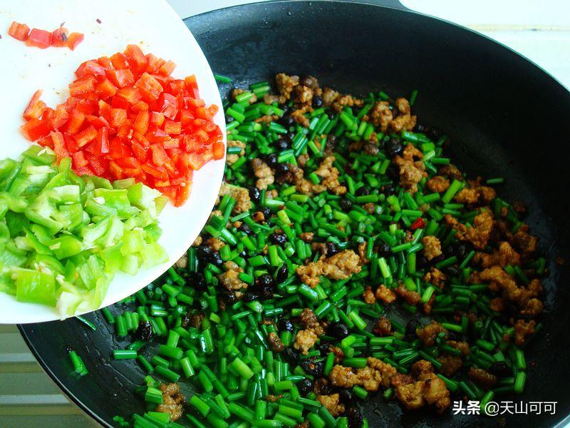 炒菜做咸了加糖有用吗,炒菜太咸了该加糖还是加醋来掩盖