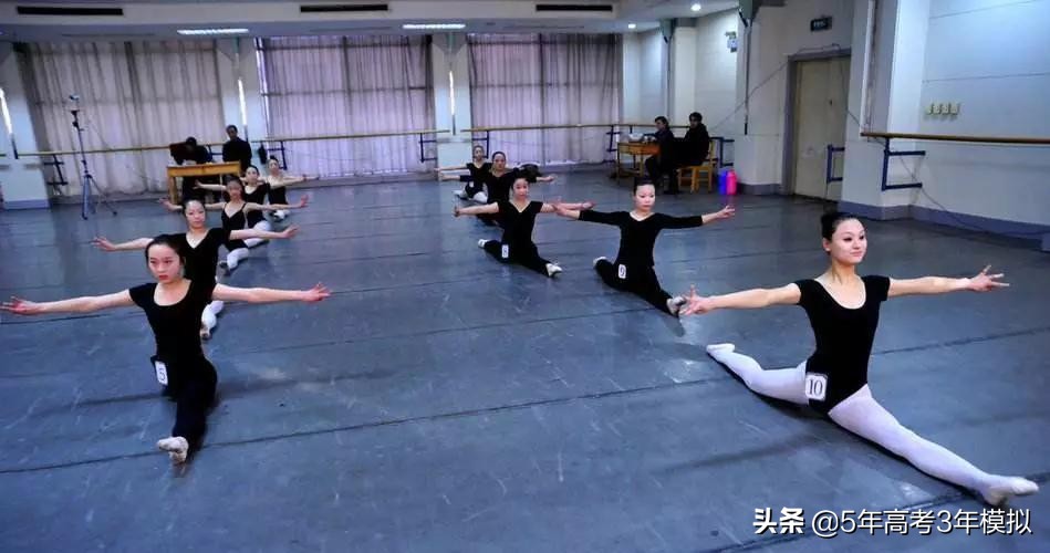 高二学生有几种考大学的途径,高三学生的几条升学途径