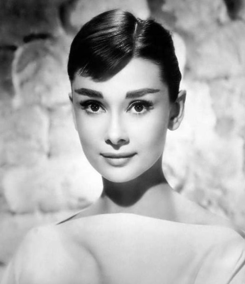 二十几岁法令纹特别明显是为什么,为什么比同龄人法令纹特别重