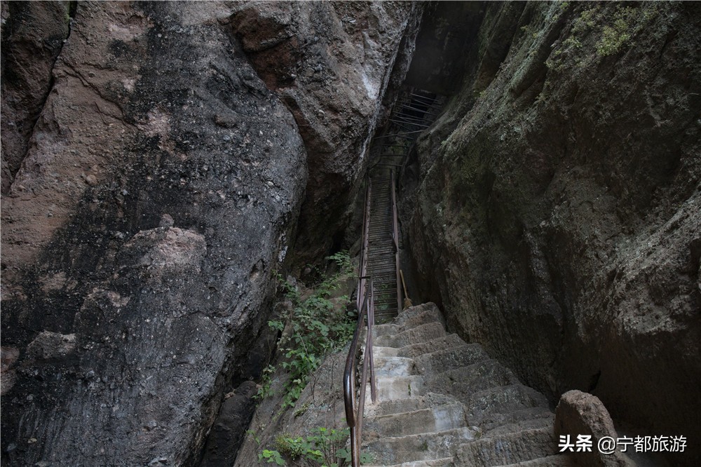江西最值得爬的山,江西有几座山可以爬