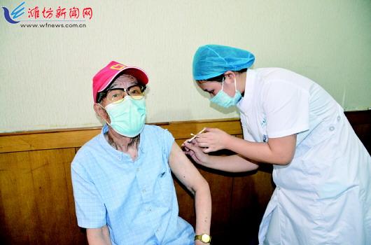 年轻人和老年人新冠疫苗一样吗,老人打哪款新冠疫苗最安全