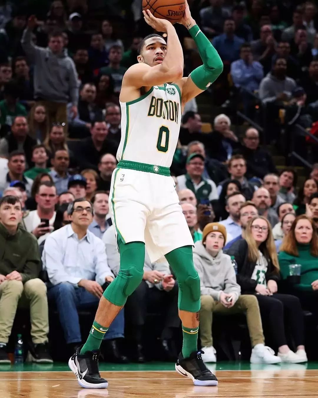 被nba禁赛球鞋,被nba禁赛的球鞋