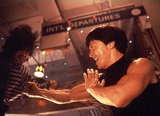 吴京与甄子丹巷战的电影,甄子丹吴京全部电影完整版