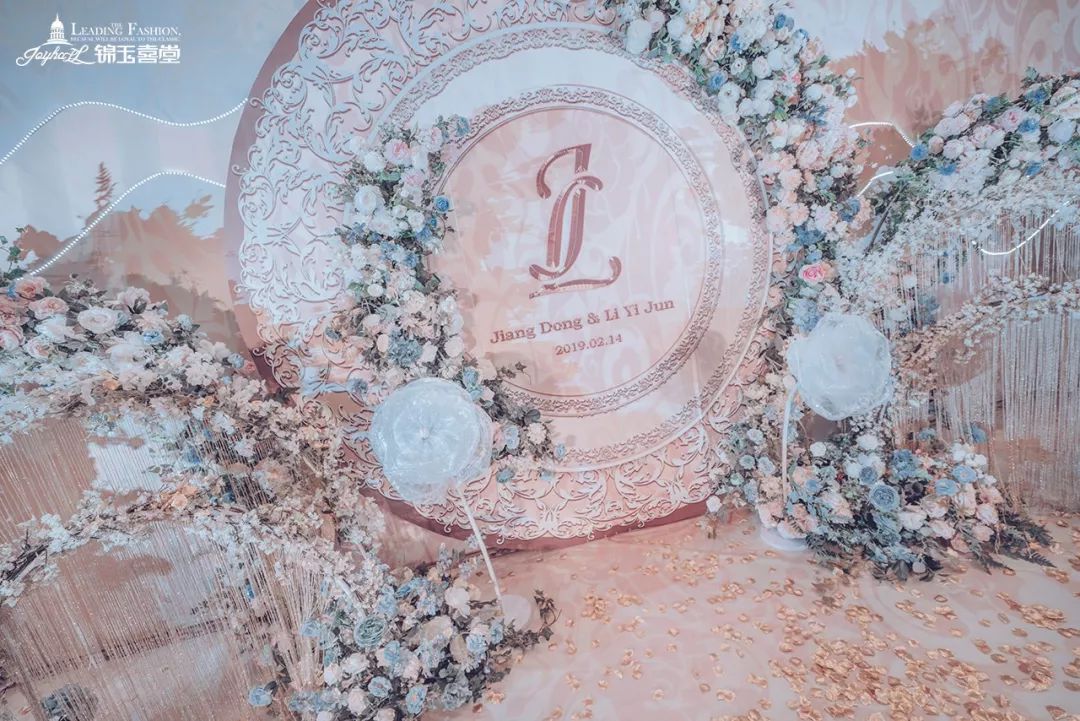 在幸福的时候遇见你,在幸福的边缘遇见你