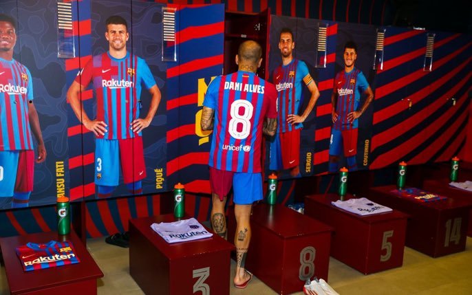 拉波尔塔让梅西无球可踢,拉波尔塔签梅西