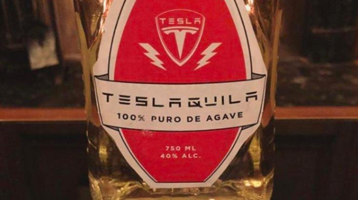 特斯拉酒瓶同款,特斯拉酒瓶在美国卖什么价