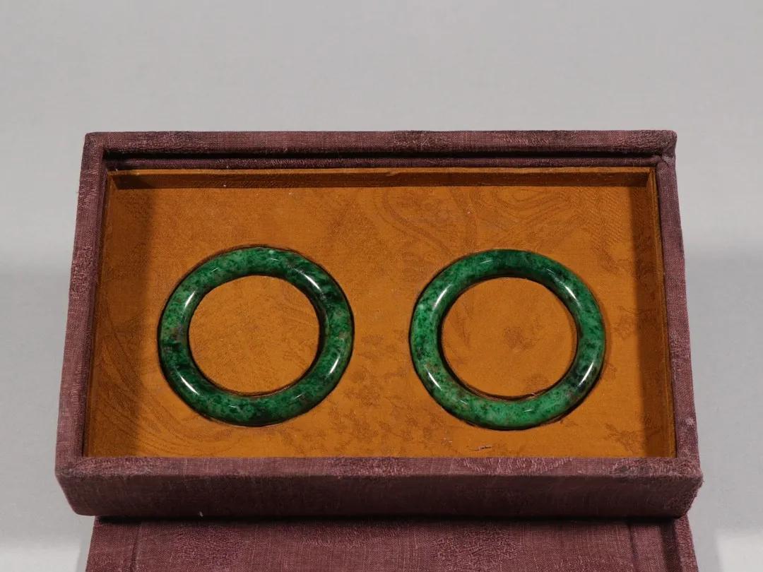 翡翠挂件分享,分享几款翡翠