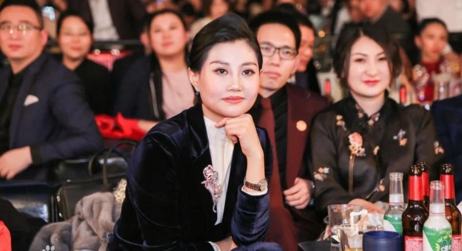 公立学校成立教育集团,离开教培行业还能做什么