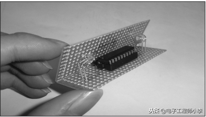 塑料瓶制作单片机,单片机小制作做心形流水灯