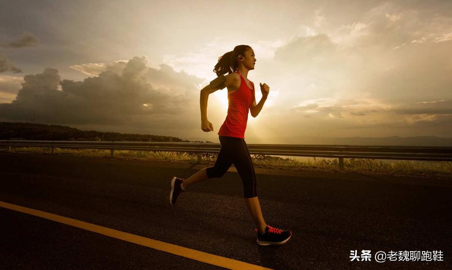 浜氱憻澹玤el-excite7缂撻渿璺戦瀷娴嬭瘎,鑰愬厠缂撻渿璺戦瀷pegasusturbo