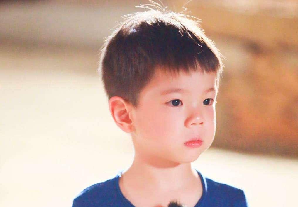 林志颖晒出Kim用的面霜，屈臣氏“销量之王”，比青蛙王子还好用