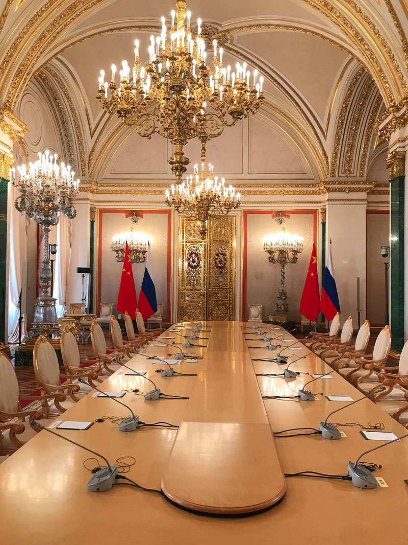 时政新闻眼｜习*平近**访俄首日，这些亮点点亮中俄关系新时代