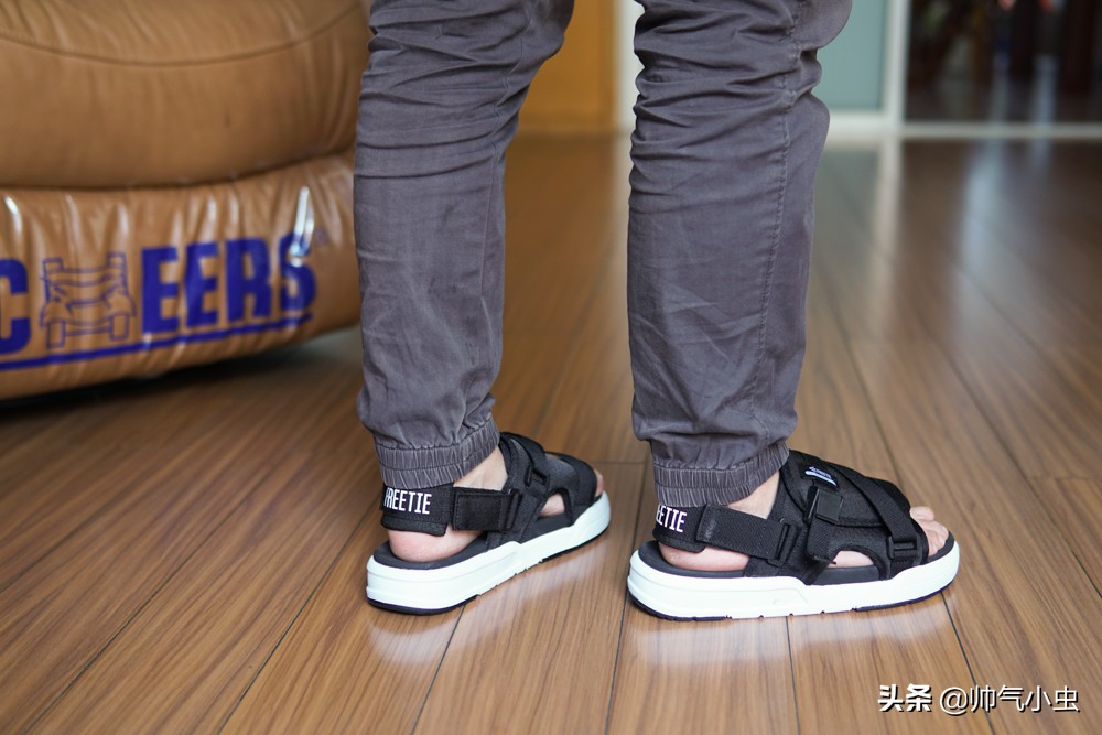 包邮试穿高档软底凉鞋,小米有品freetie缓震超轻运动鞋