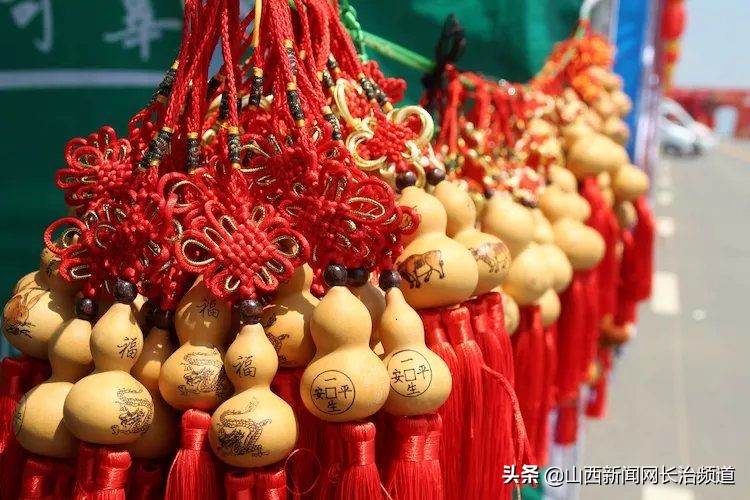 鎴戜滑韬竟鐨勬柊闂绘湁鍝簺,鎴戜滑韬竟鐨勪簩闈掍細灞辫タ