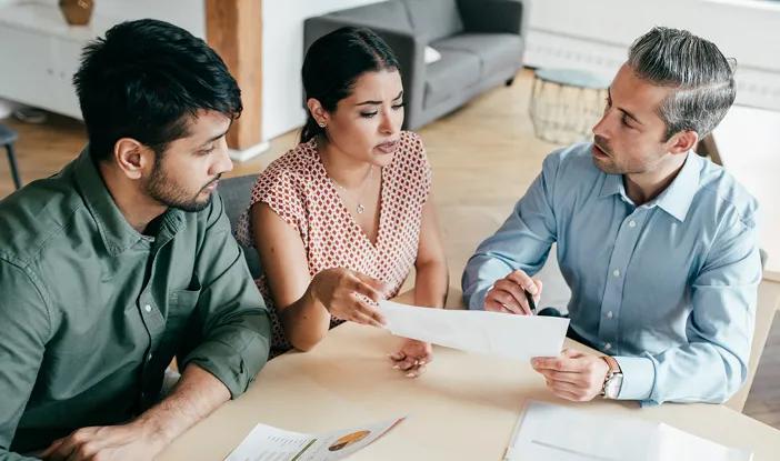 世界一流领导者惯用的“六顶帽子”思考方法是什么？