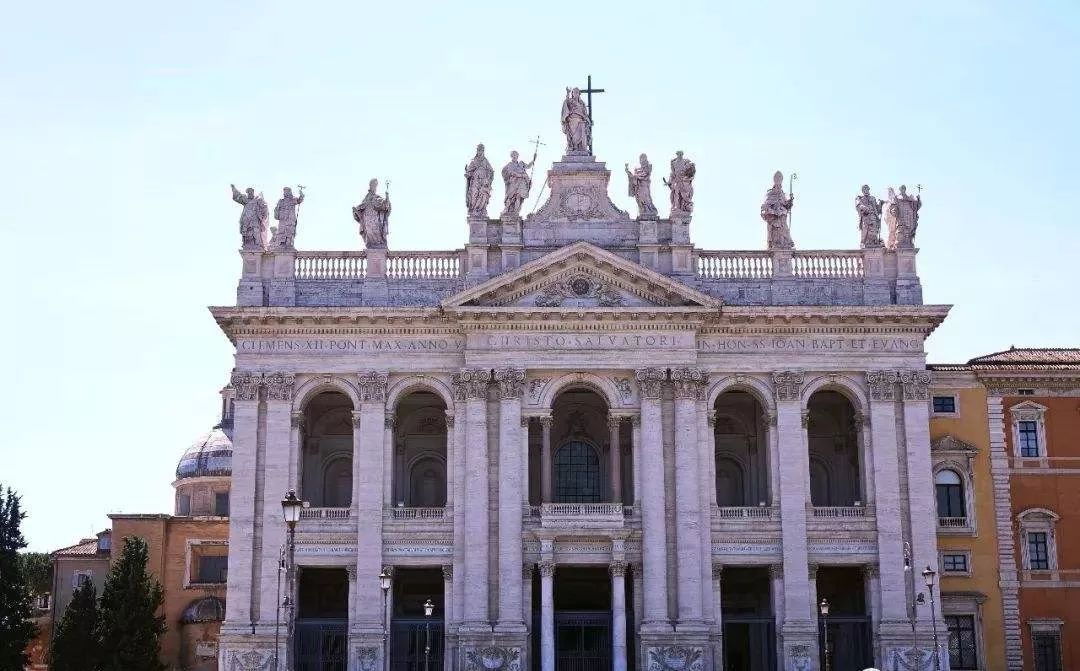 有没有喜欢古钱币的,很喜欢的纪念币