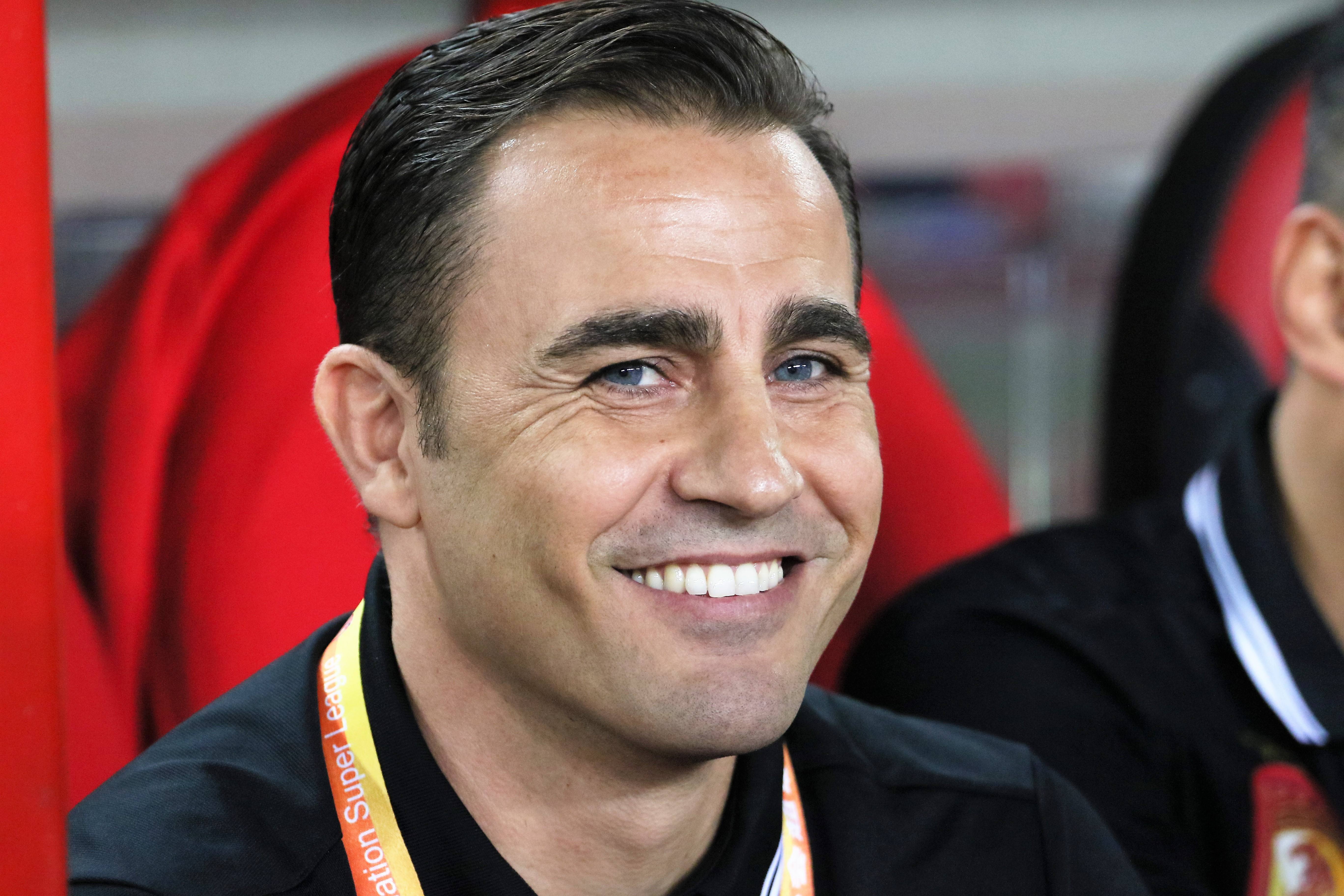 李霄鹏和李铁的对决,李霄鹏鲁能对攻里皮恒大