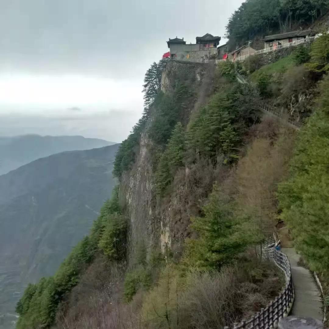 甘肃礼县香山,甘肃大香山旅游景点