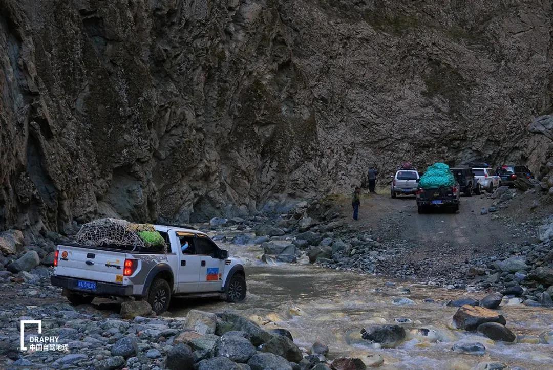 中国山脉地图详解,中国的地理五大山脉