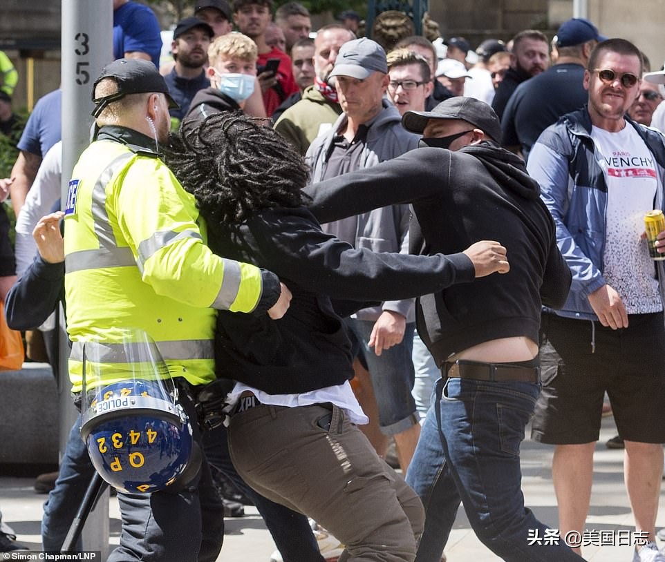 浼︽暒绉嶆棌楠氫贡浜嬩欢,鑻卞浗鐖嗗彂楠氫贡瀹炲綍瑙嗛