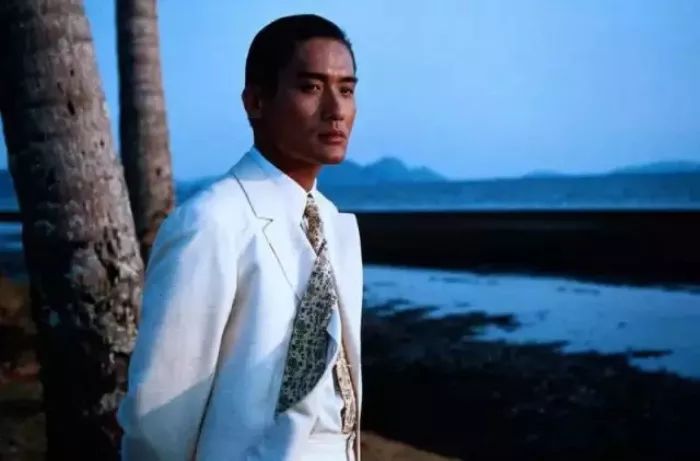 浜斿ず褰卞笣,浜斿ず褰卞笣骞磋交鐓х墖