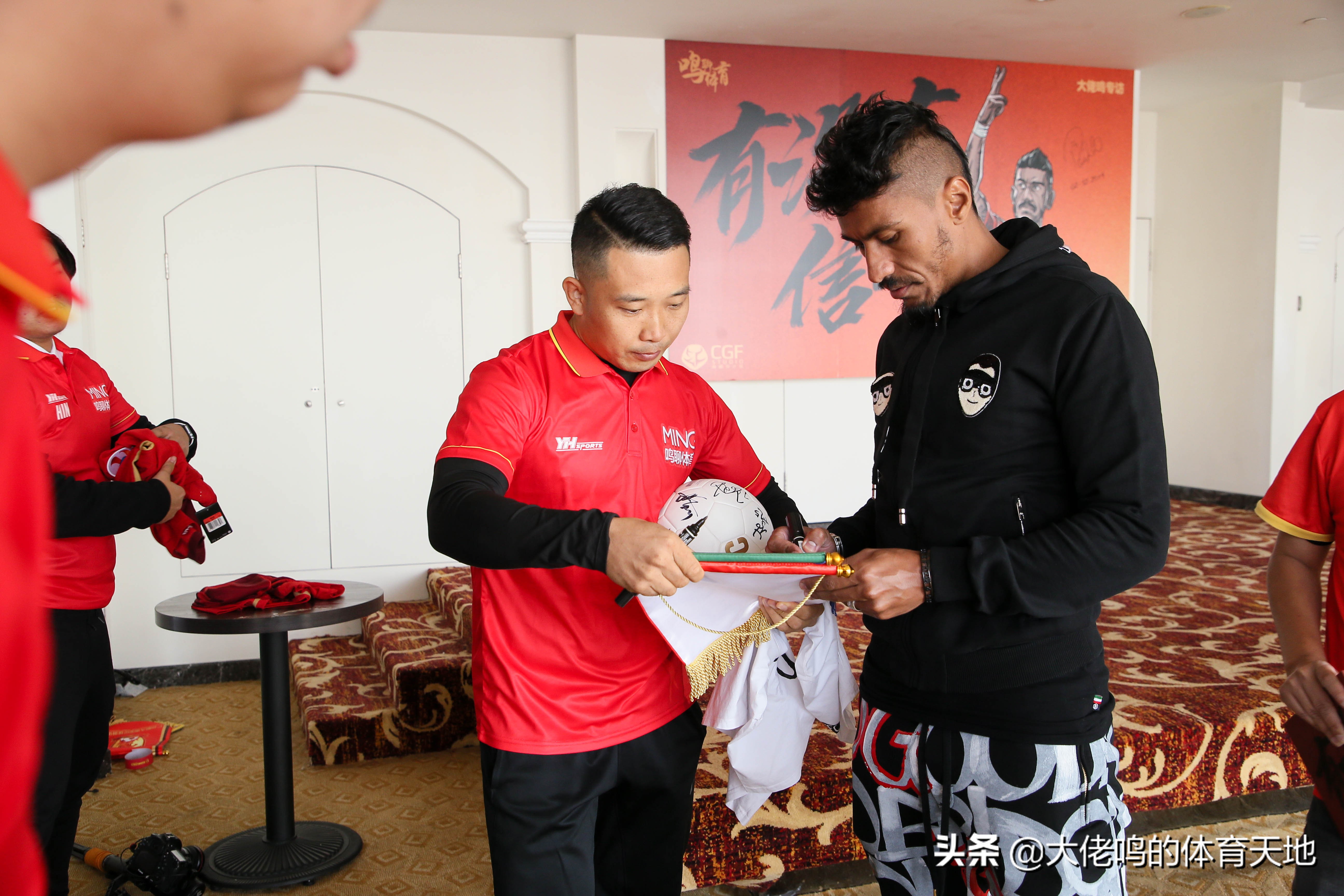 恒大保利尼奥亚冠远射,保利尼奥评价恒大球员